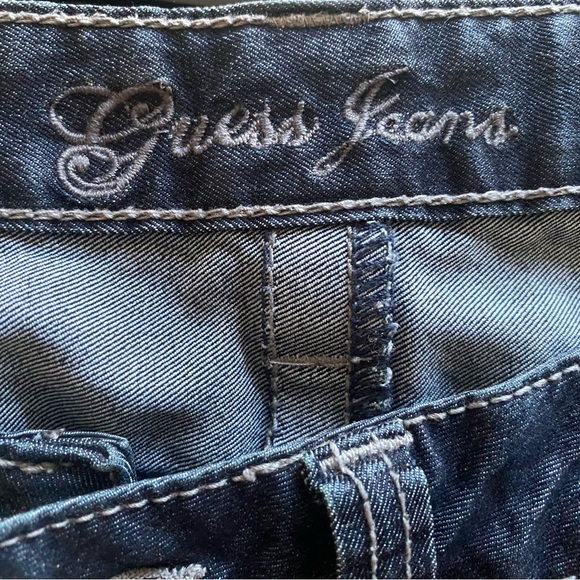Guess dark wash jeans - Picture 4 of 7